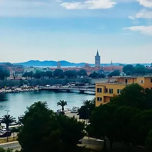 Mahagony Deluxe , Zadar Chorwacja